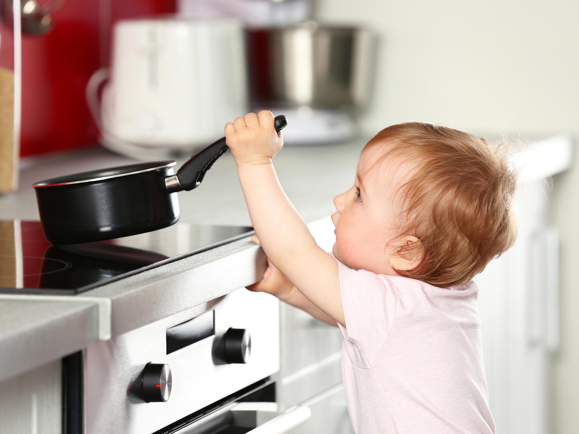 Come prevenire gli incidenti domestici del bambino da 1 a 3 anni - Amico  Pediatra