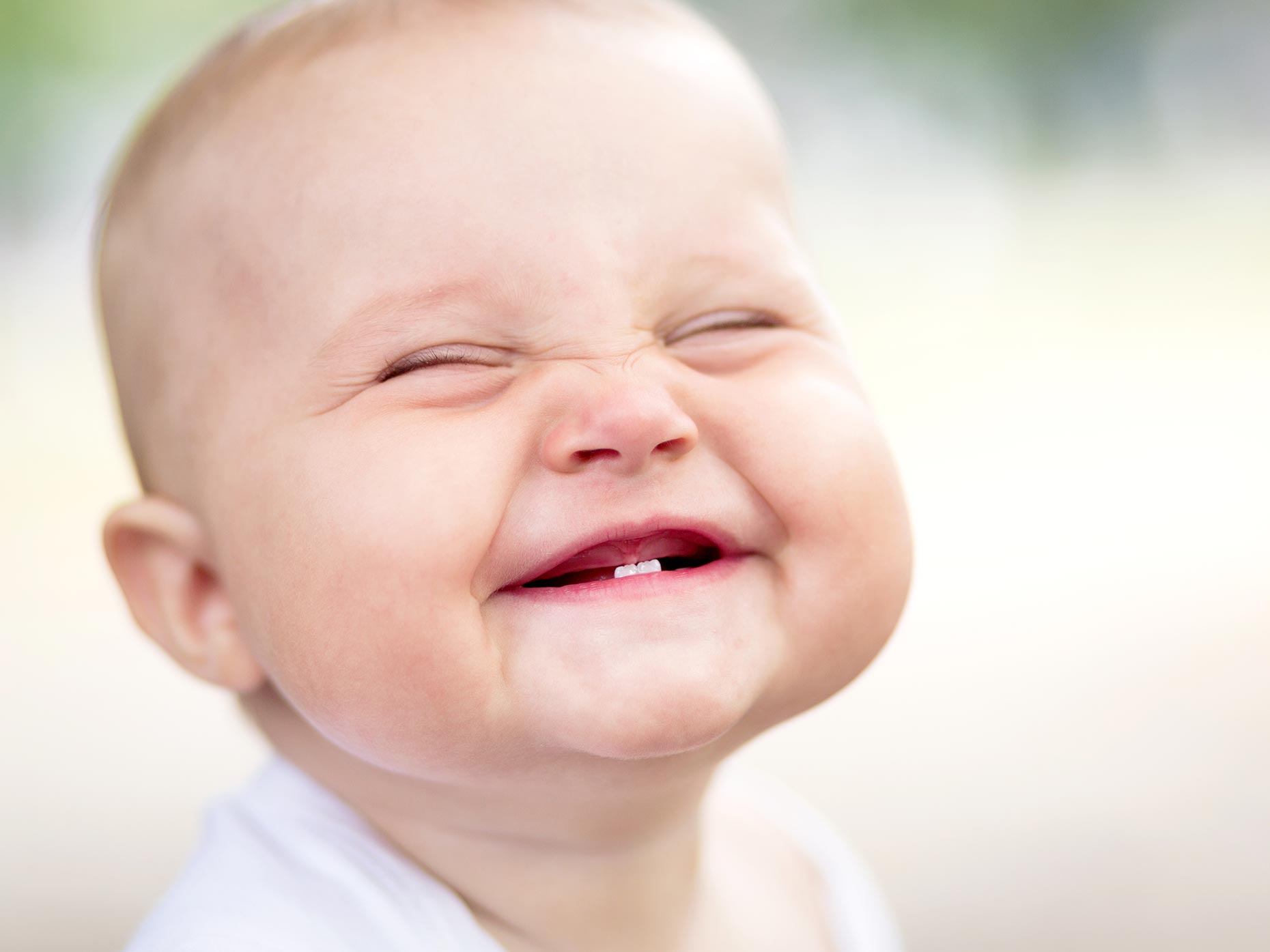 Ciuccio: quando toglierlo per evitare danni ai denti e al palato del bambino