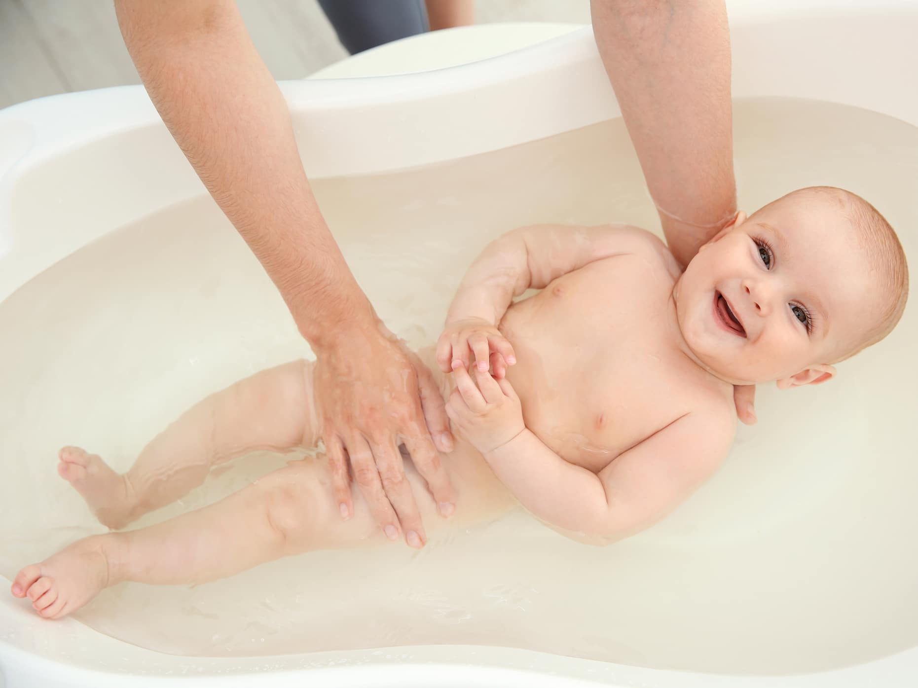 Primo bagnetto del neonato, le 5 cose da sapere